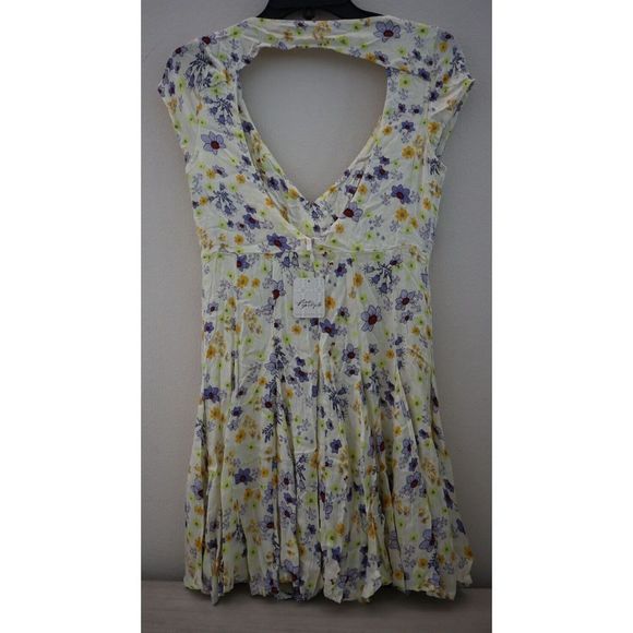 Free People Women's Sz XS Ivory Combo Floral "It Takes Two" Wrap Dress $128 - Picture 2 of 11